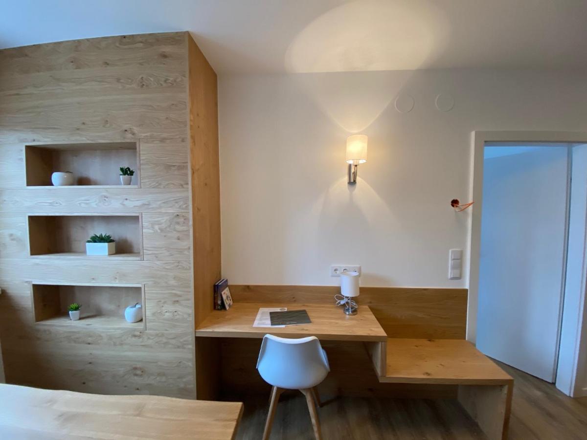 Apartments Freitag - H1 Winden am See Luaran gambar