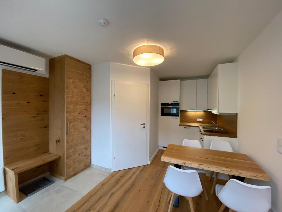 Apartments Freitag - H1 Winden am See Luaran gambar