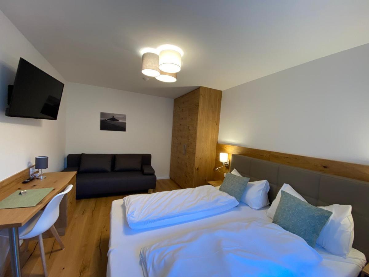 Apartments Freitag - H1 Winden am See Luaran gambar