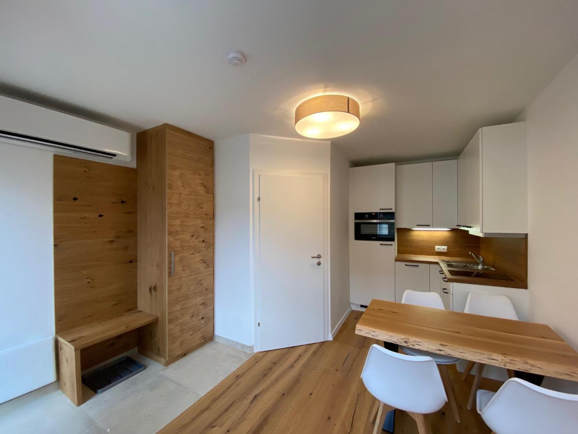 Apartments Freitag - H1 Winden am See Luaran gambar
